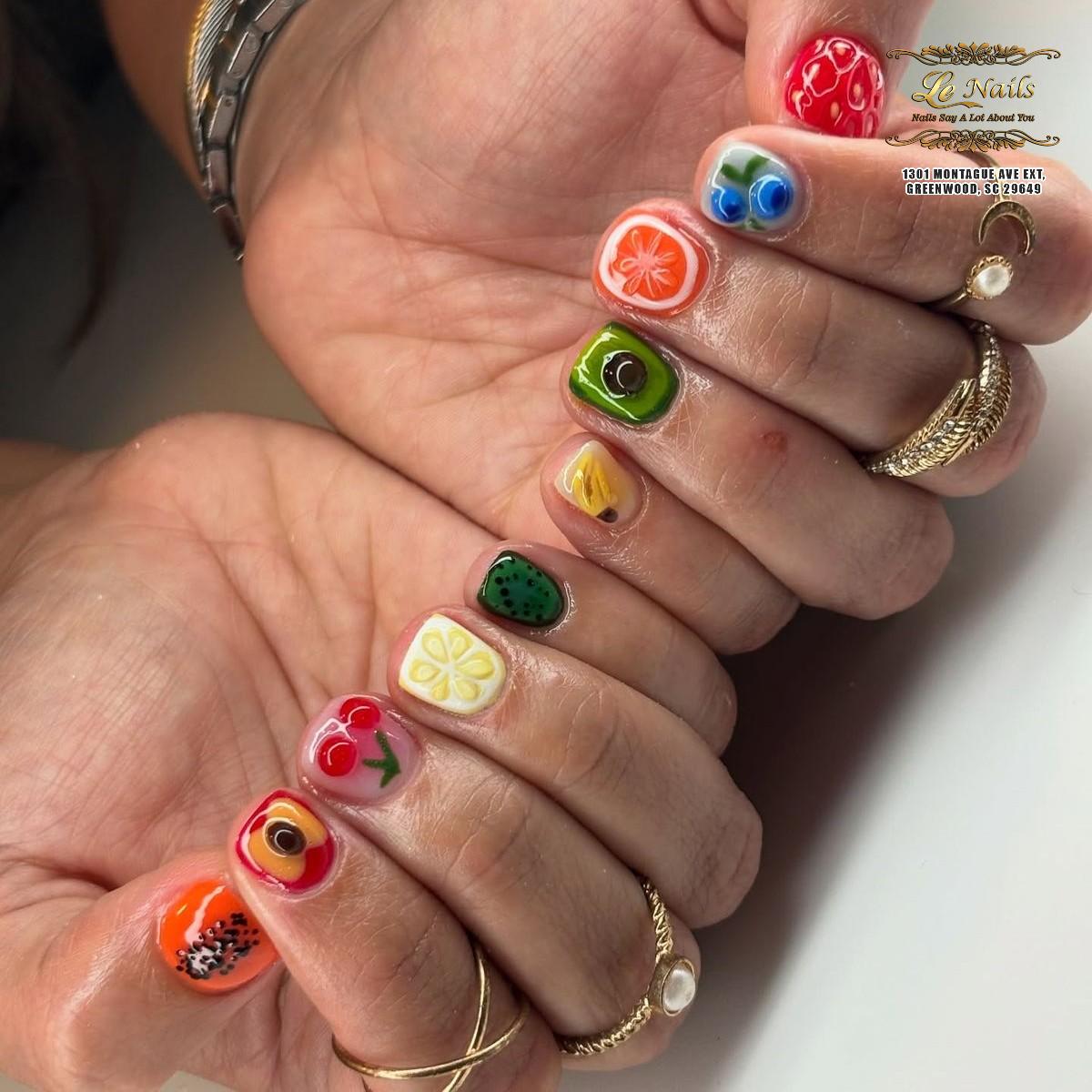 LE Nails nail photo 3